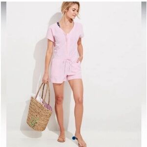 GC Vineyard Vines Seersucker Pink Romper size S